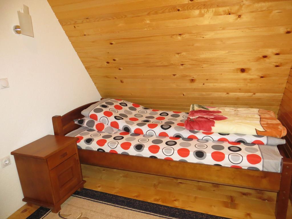 Rooms And Bungalows Sreten Zugic Zabljak  Room photo