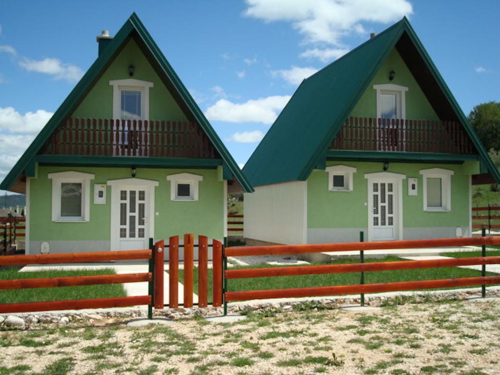 Rooms And Bungalows Sreten Zugic Zabljak  Room photo